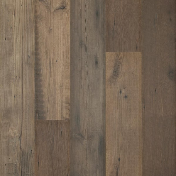 Pergo Outlast+ Waterproof Rutherford Autumn Oak 10 mm T x 7.48 in. W x 47.24 in. L Laminate Flooring (19.63 sq. ft. / case)