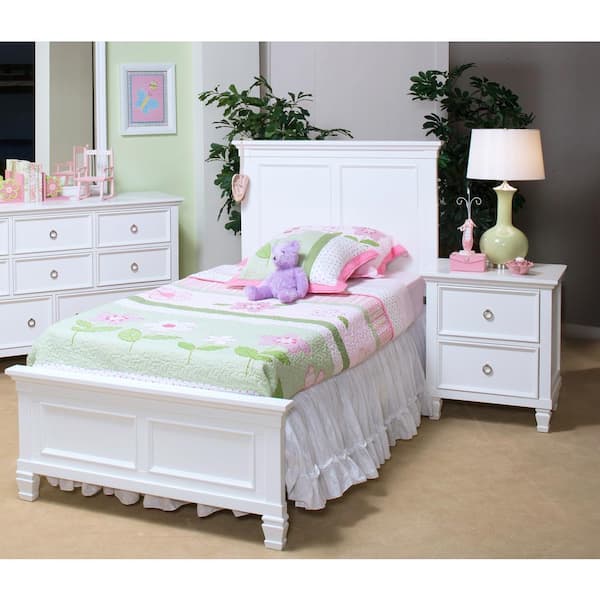 NEW CLASSIC HOME FURNISHINGS New Classic Furniture Tamarack White Wood Frame Twin Panel Bed