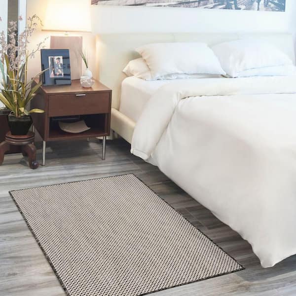 Courtyard Ivory Charcoal 3 ft. x 5 ft. Geometric Contemporary Indoor/Outdoor Patio Kitchen Area Rug