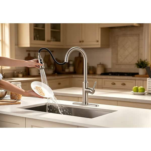 Single Handle Pull Down Sprayer Kitchen Faucet with 3 Spray Mode , Pull Out Sprayer in Brushed Nickel