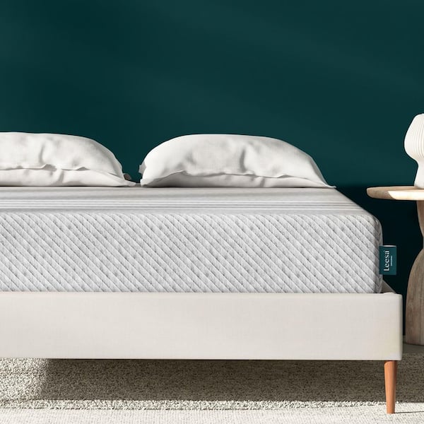 Leesa Original Twin XL Medium Memory Foam 10 in. Mattress