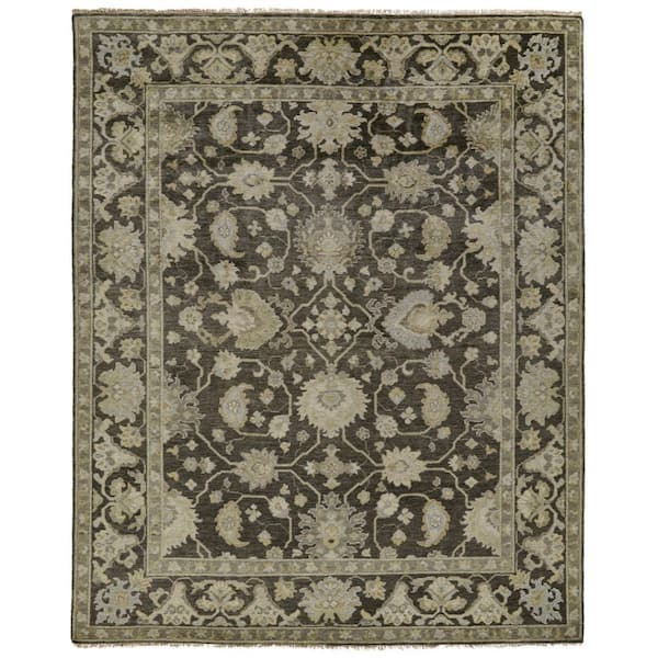 HomeRoots 8 x 10 Taupe, Gray Floral Area Rug