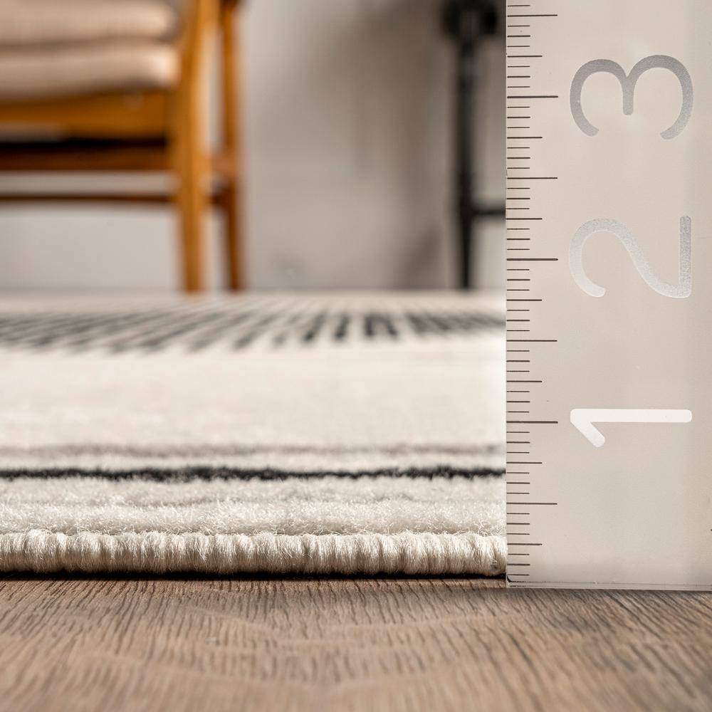 Eclipse Geometric 9' x 12' Gray Synthetic Area Rug