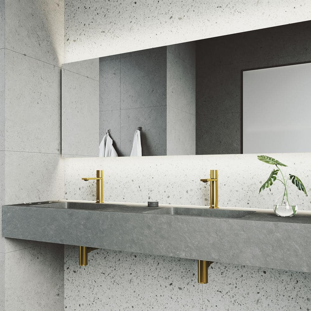 Elegant Single-Handle Matte Gold Bathroom Faucet