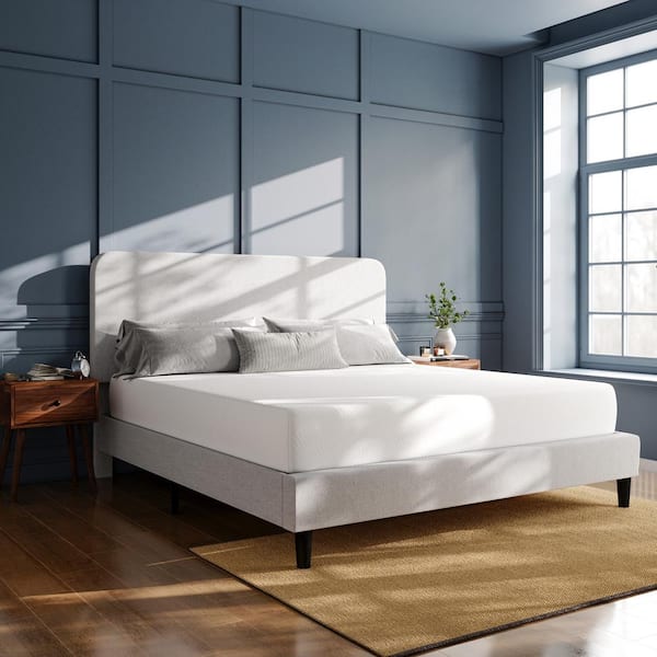 Carnegy Avenue Cloud King Medium Green Tea Cooling Gel 3-Layer Memory Foam 10 in. Bed-in-a-Box Mattress with CertiPUR-US Certification