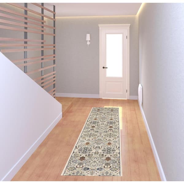 Green and Ivory 2 ft. x 8 ft. Floral Power Loom Runner Rug