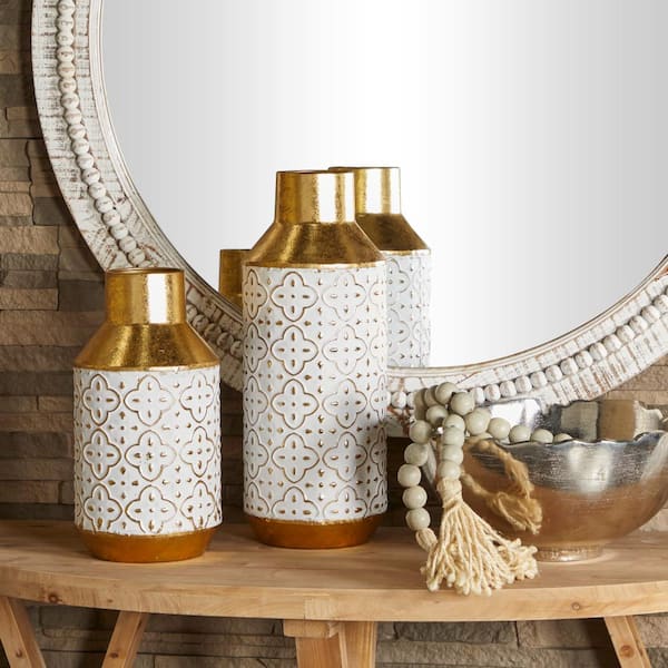 Litton Lane Gold Handmade Embossed Quatrefoil Metal Decorative Vase with Gold Detailing (Set of 2)