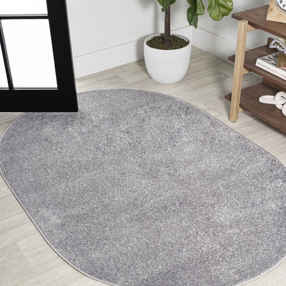 JONATHAN Y Haze Solid Low-Pile Gray 3 ft. x 5 ft. Oval Area Rug SEU100A ...