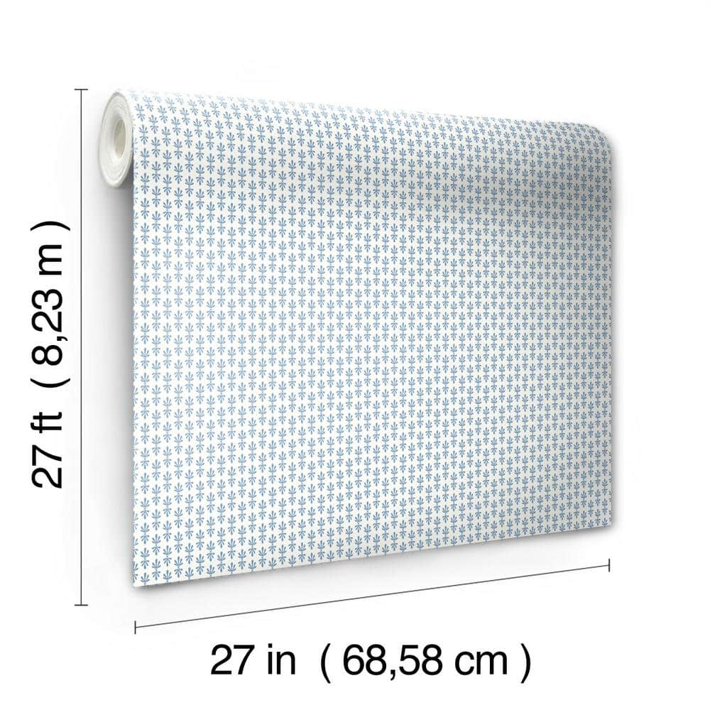 Petal Blue 27" W x 324" L Smooth Floral Wallpaper Roll