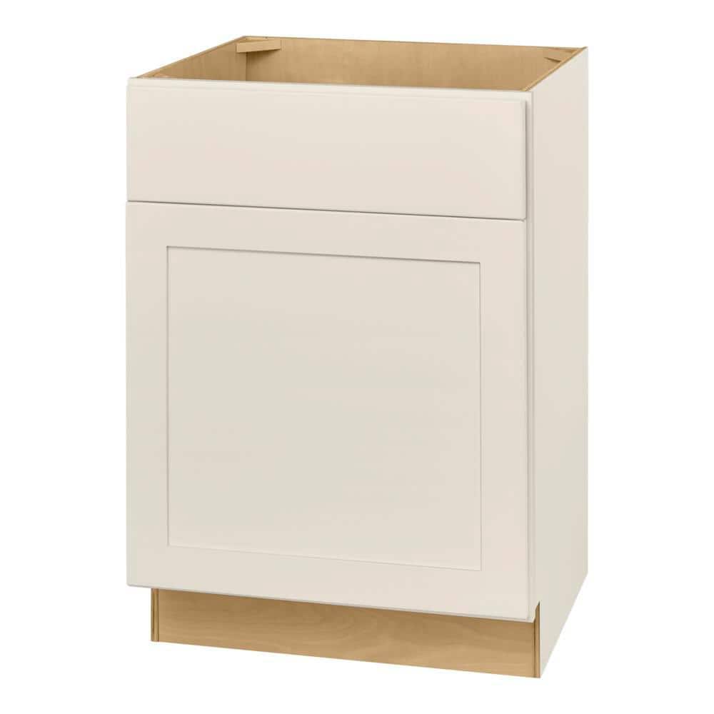 antique-white-hampton-bay-