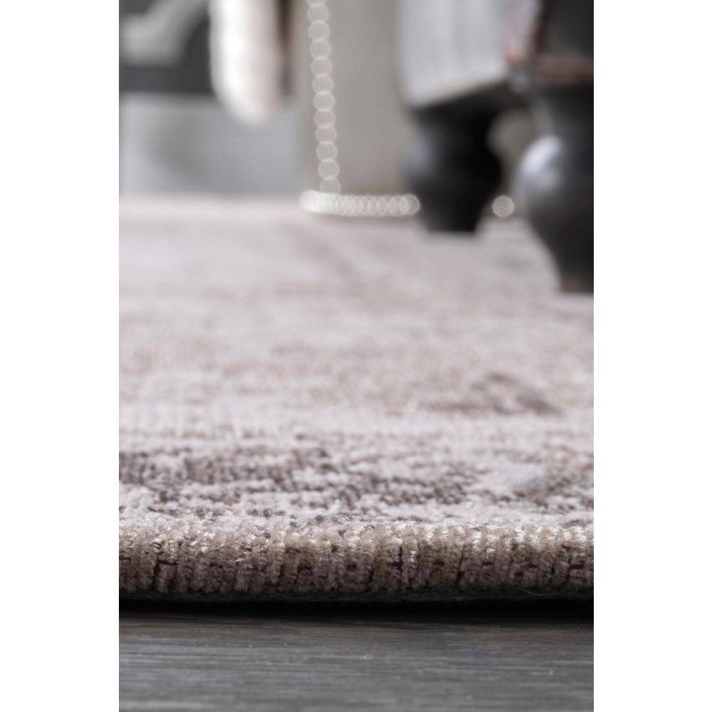 Shawanna Gray Vintage Wool and Synthetic Accent Rug