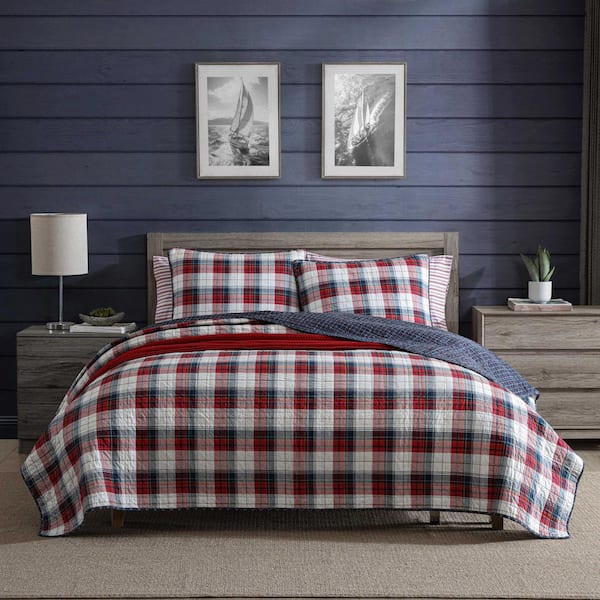 Nautica Rosedale 3-Piece Red Sail/Navy 100% Cotton Reversible Full/Queen Quilt Set