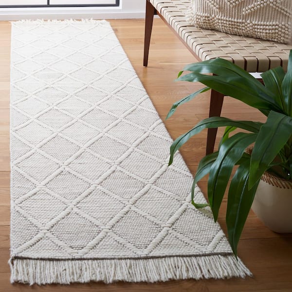 Natura 2 ft. x 9 ft. Ivory/Brown Monochrome Diamond Runner Rug