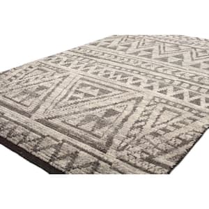 Jodi Grey 4 ft. x 6 ft. (3 ft. 6 in. x 5 ft. 6 in.) Moroccan Transitional Accent Rug