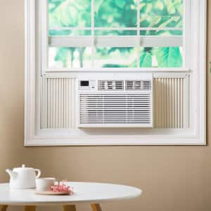 8,000 BTU 115V Window Air Conditioner Cools 350 Sq. Ft. with SMART, Remote, Timer and ENERGY STAR in White