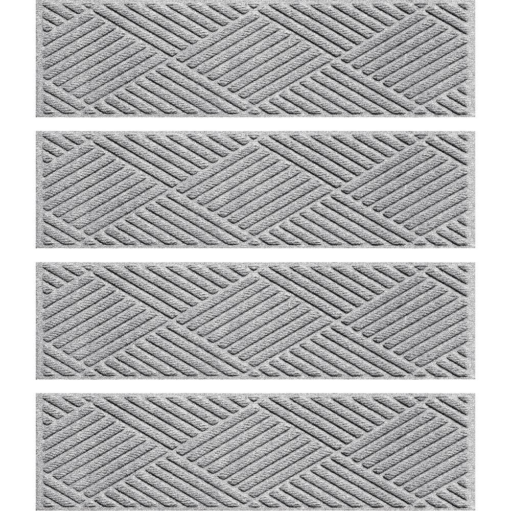 Waterhog Diamonds 8.5 in. x 30 in. PET Polyester Indoor Outdoor Stair Tread