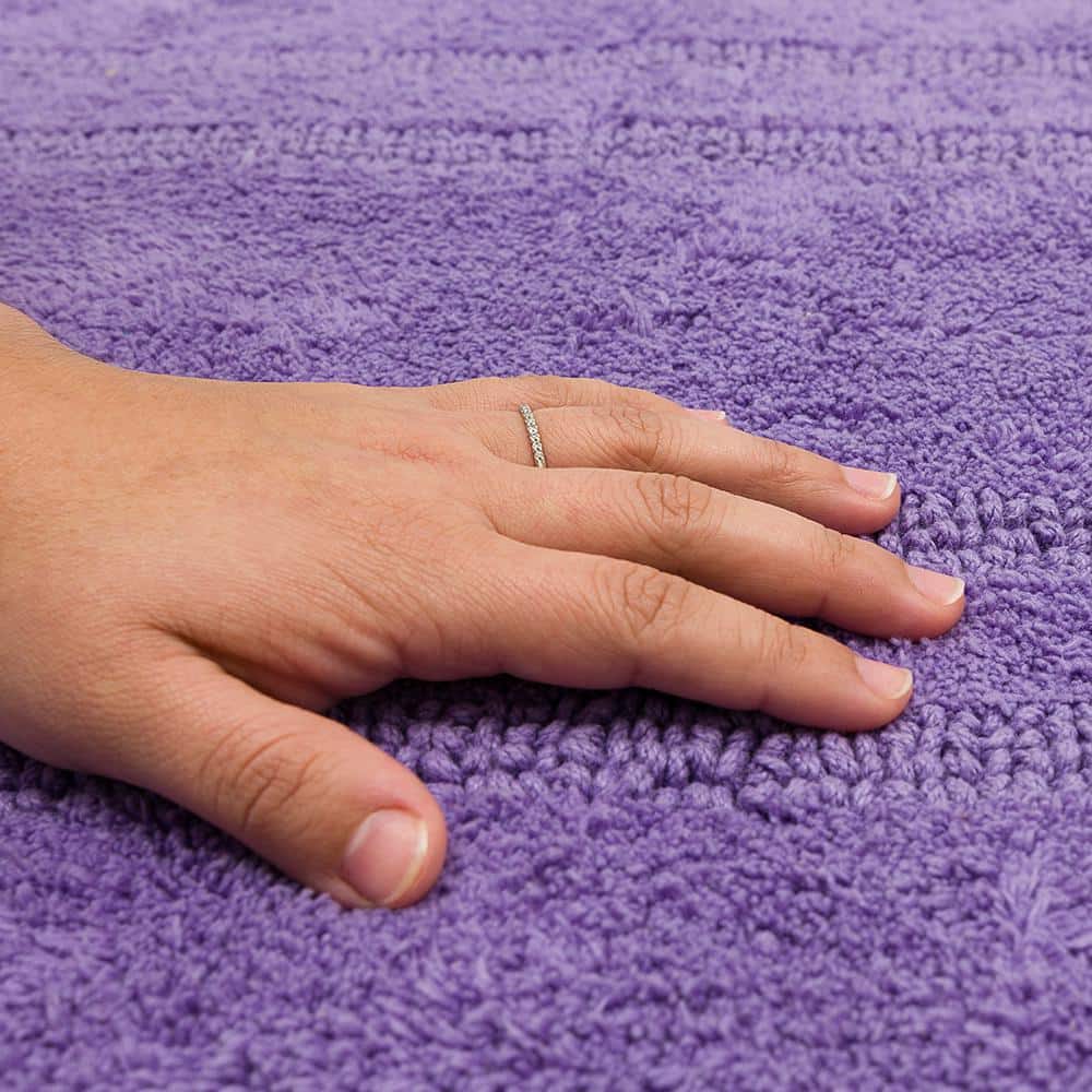 Fiesta Grape Cotton Reversible 24" x 17" Bath Mat
