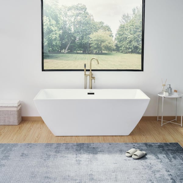 67 in. Acrylic Flatbottom Freestanding Bathtub in White/Matte Black