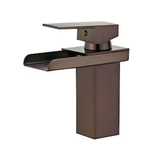 Pampalona Single Hole Single-Handle Bathroom Faucet with Overflow Drain in Oil Rubbed Bronze