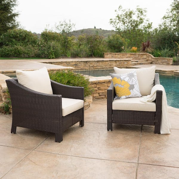 Unbranded Outdoor Brown Metal Lounge Chair with CushionGuard and Beige Cushion