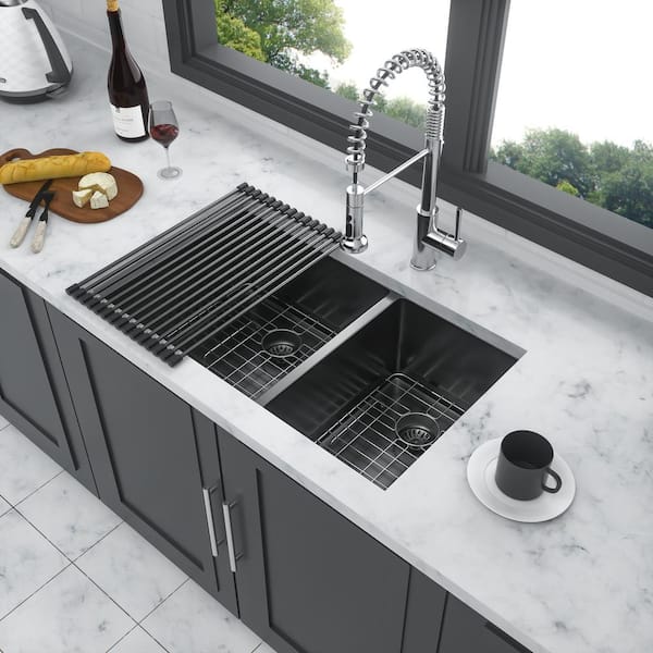 Modern 304 Stainless Steel Double Bowl Undermount Brushed Kitchen Sink Set  with Multifunctional Pull-Out Faucet Shot Gun Spayer