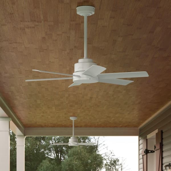 Hunter Kennicott 44 in. Indoor/Outdoor Fresh Ceiling Fan in White with Wall Switch For Patios or Bedrooms