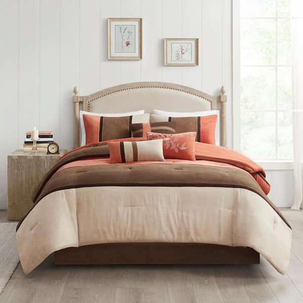 Hanover 7-Piece Coral Polyester Queen Comforter Set