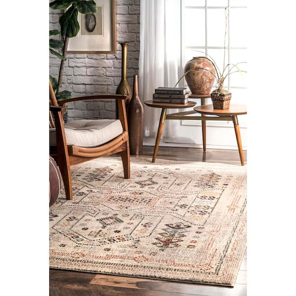 https://images.thdstatic.com/productImages/16008137-71b2-4463-8b1a-74feab762309/svn/light-gray-nuloom-area-rugs-ksrs06a-8010-40_600.jpg