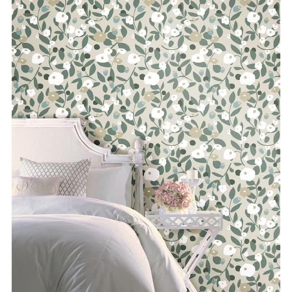 30.75 sq.ft. Kensington Garden Peel and Stick Wallpaper
