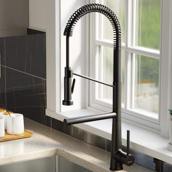Tumba Single Handle Pull Down Sprayer Kitchen Faucet in Matte Black