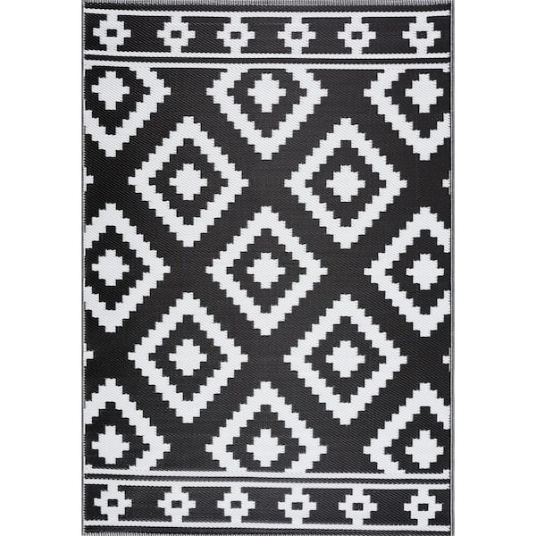 PLAYA RUG Milan Black White 8 ft. x 10 ft. Modern Reversible Recycled Plastic Indoor/Outdoor Area Rug-Floor Mat