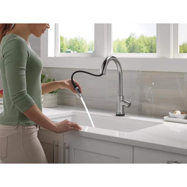 Delta Trinsic Arctic Stainless 1-Handle Deck-Mount Pull-Down Handle Kitchen Faucet Delta Trinsic Arctic Stainless 1-Handle Deck-Mount Pull-Down Handle Kitchen Faucet