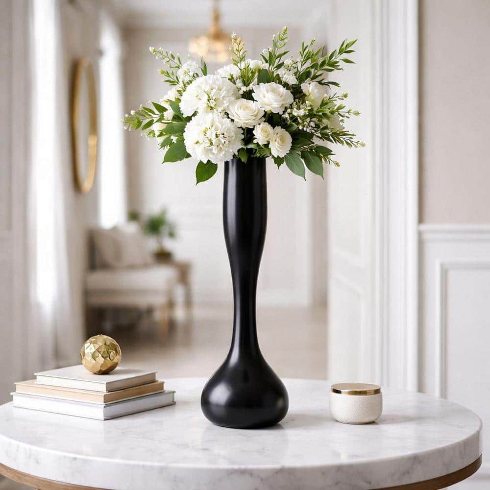 Insulator Vases for Cor Unum ブラック castellousa 15.5 in. Decorative Aluminum Flute Vase in Black CB