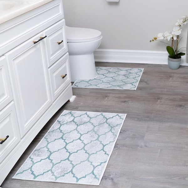 https://images.thdstatic.com/productImages/163e0a21-a42a-443f-bbb0-405756b2c681/svn/geometric-gray-teal-sussexhome-bathroom-rugs-bath-mats-cntr-hl-03-set2-31_600.jpg
