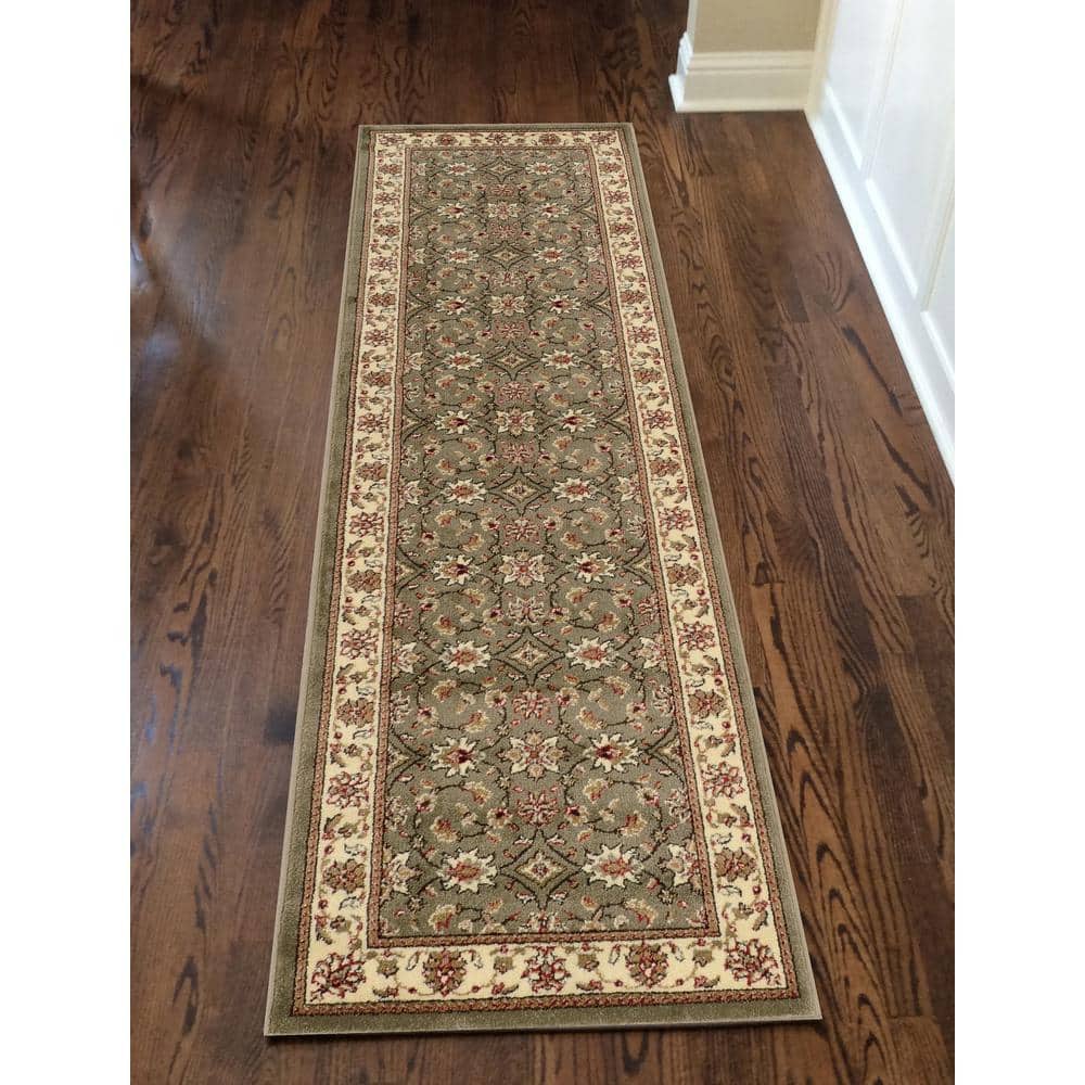 Como Sage Green Easy-Care Traditional Runner Rug 2' x 8'