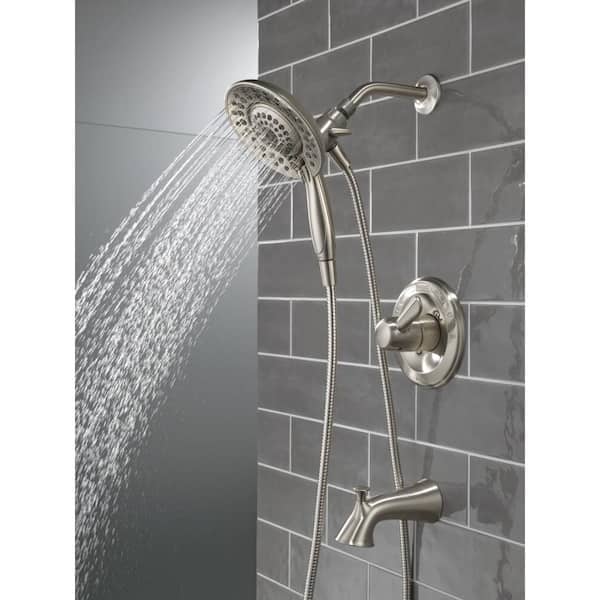 Shower bar and hand shower – the ideal shower set