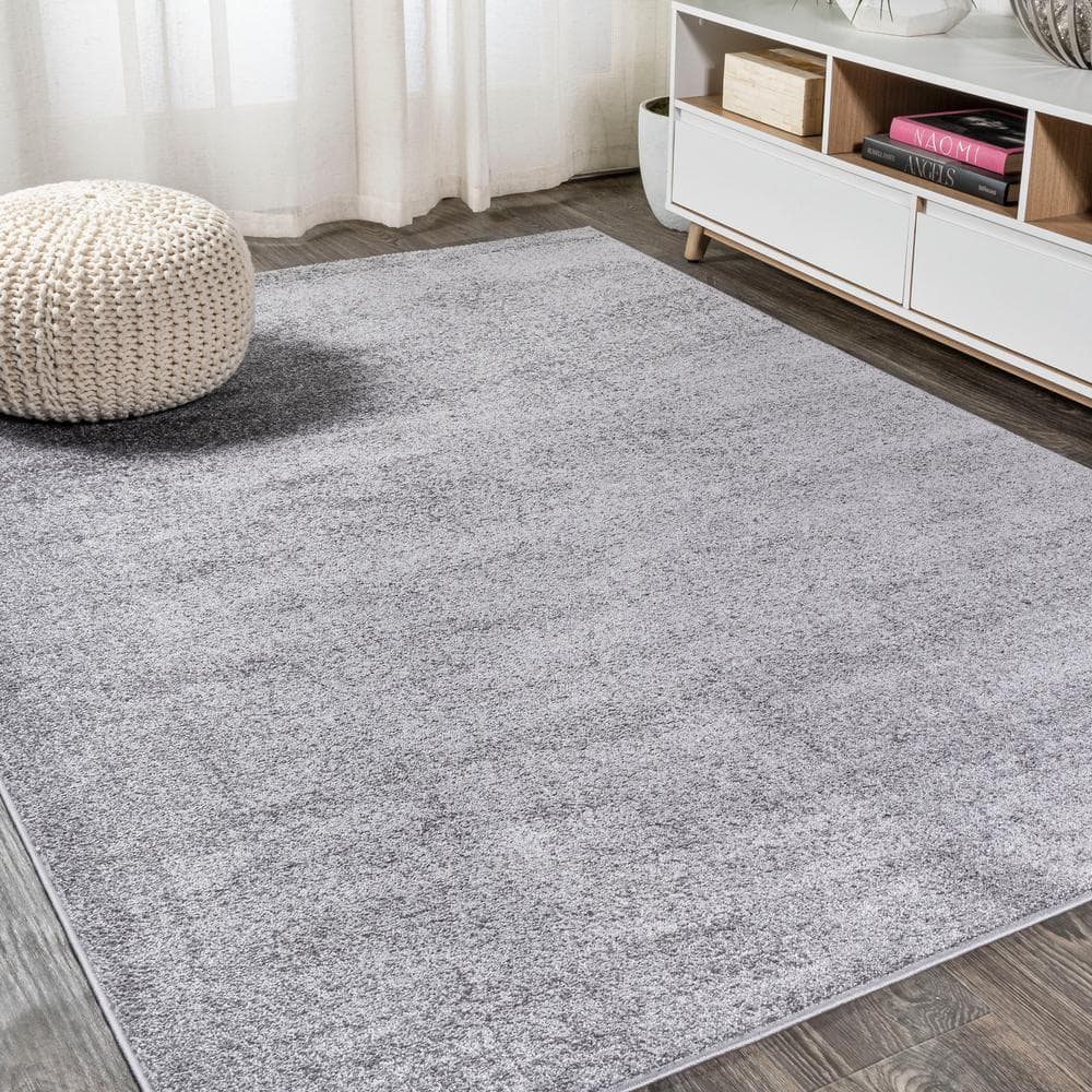 Gray Solid Low-Pile Synthetic Indoor Area Rug 3 x 5