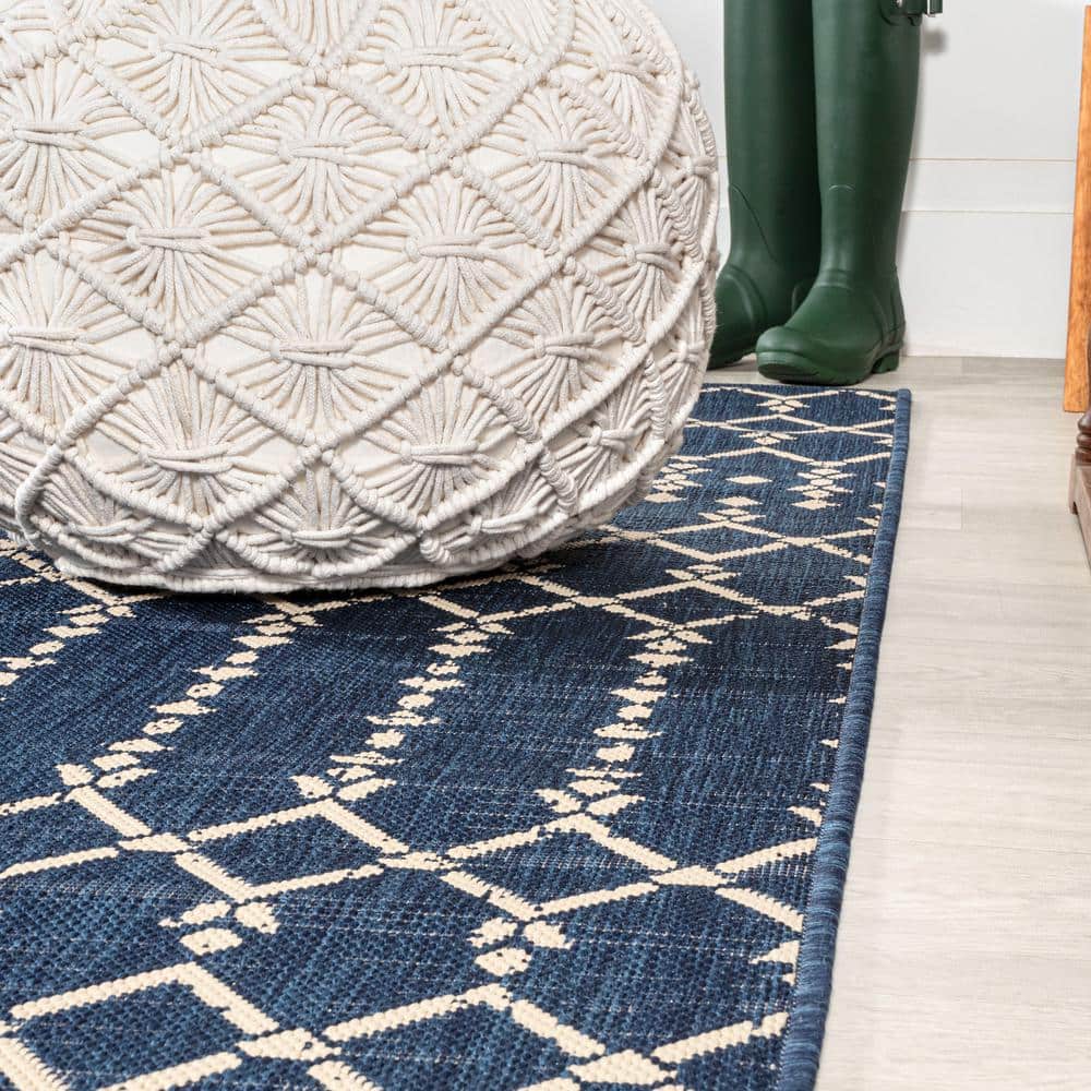 Boho-Chic Moroccan Tribal Navy/Beige Synthetic Area Rug