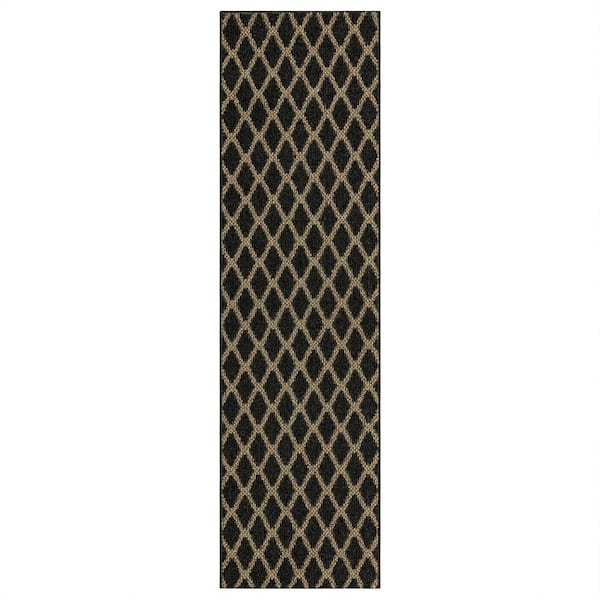Mohawk Home Basics Prism Black 2 ft. x 7 ft. Transitional Tufted Geometric Lattice Polyester Runner Area Rug