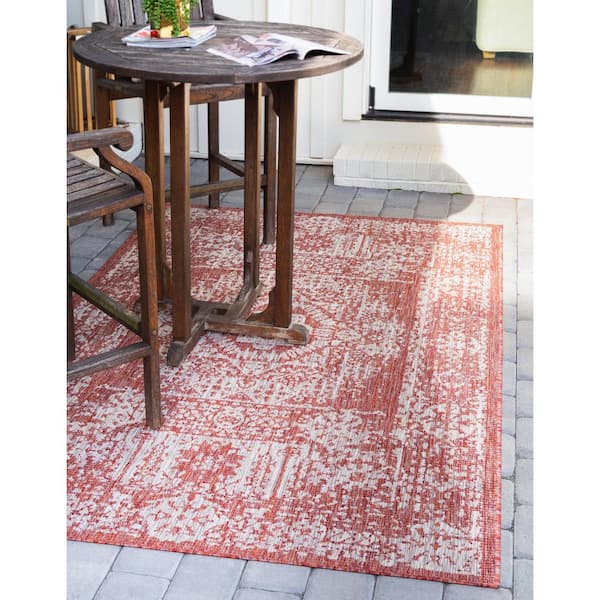 Rust Red Timeworn Outdoor 4 ft. x 6 ft. Area Rug