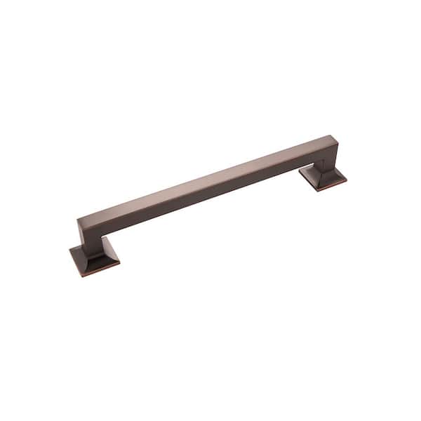HICKORY HARDWARE Studio Collection 7-9/16 in. (192 mm) Center-to-Center Oil-Rubbed Bronze Highlighted Cabinet Door and Drawer Pull
