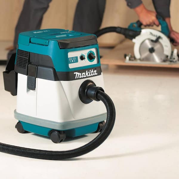 Makita 18V X2 LXT Lithium-Ion (36V) Brushless Cordless 4 Gal. HEPA