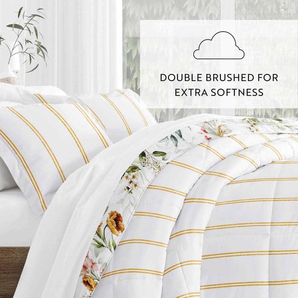 Full White Reversible Down Alternative Microfiber Bedspread Set