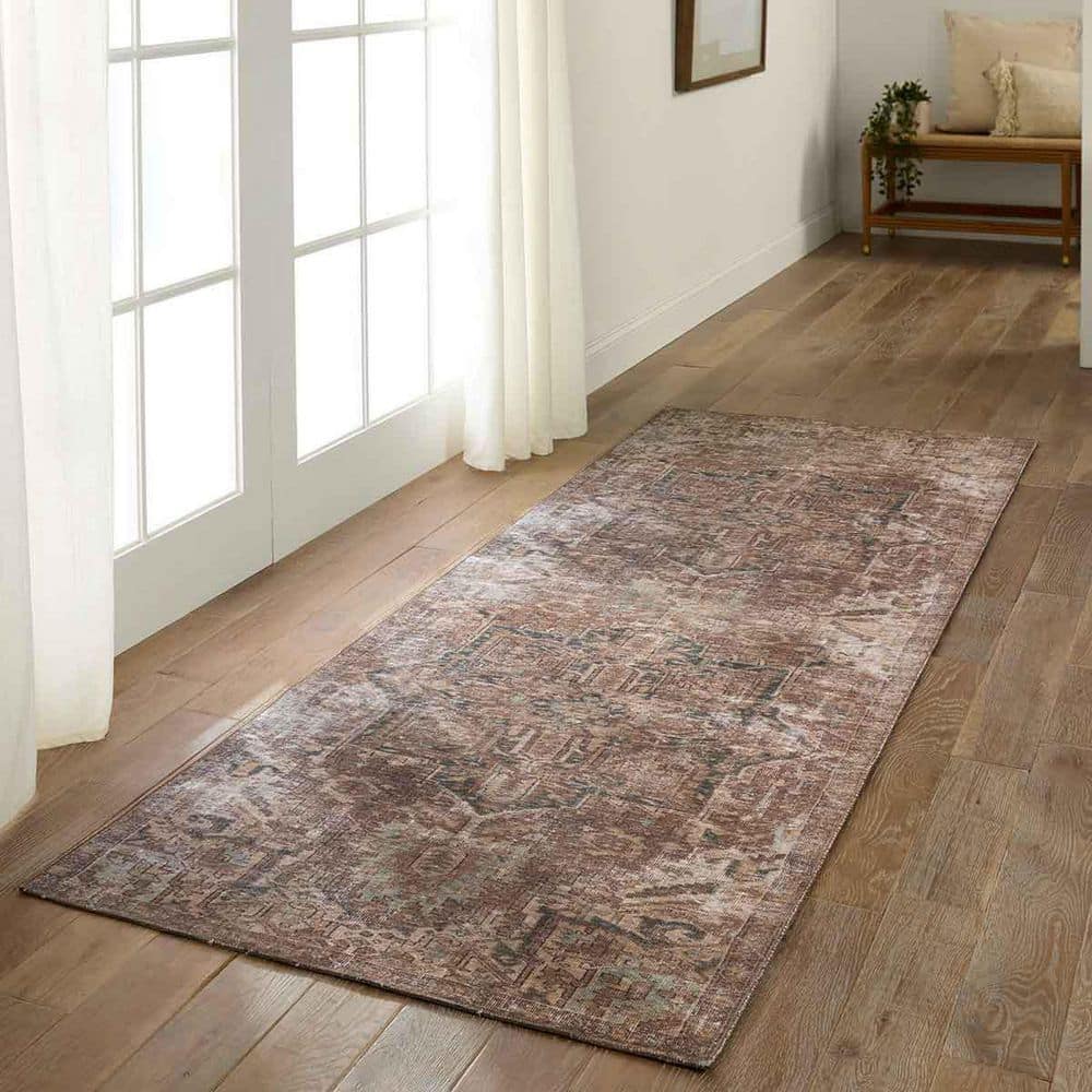 Blue Medallion Easy Care Synthetic 2'x4' Runner Rug