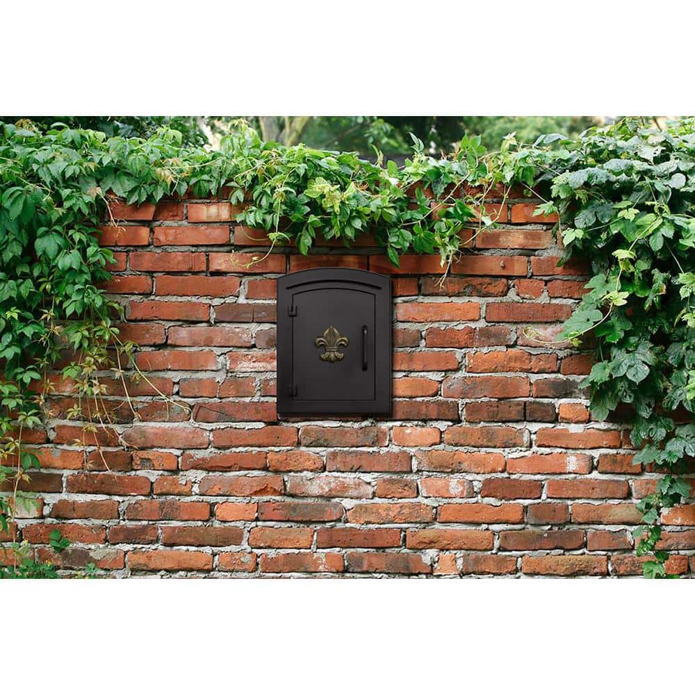 Black Aluminum Wall-Mounted Mailbox with Fleur De Lis Design