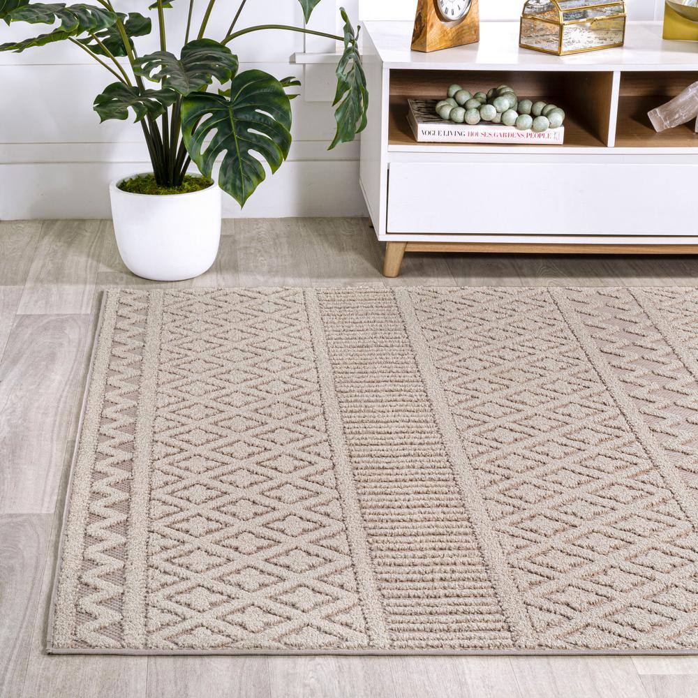 Beige and Gray Geometric Synthetic Indoor/Outdoor Area Rug