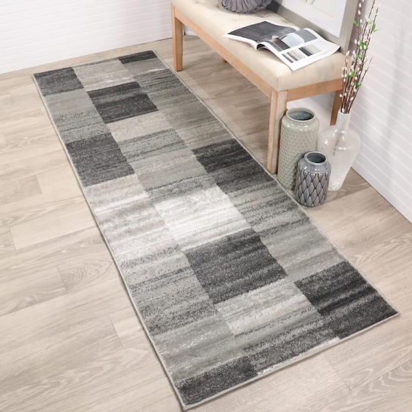 Blairwood Silver 2 ft. 7 in. x 8 ft. Modern Patchwork Polypropylene Area Rug