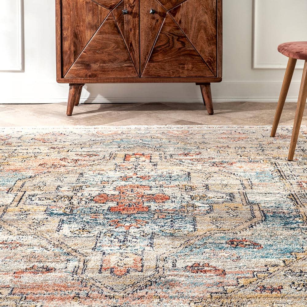 Regal Charm Gray Synthetic 8' x 10' Medallion Area Rug