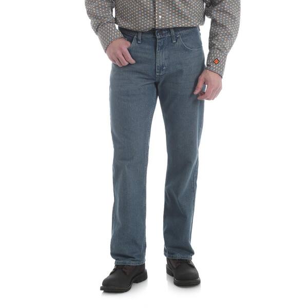 Wrangler Men's Size 31 in. x 34 in. Vintage Bootcut Jean