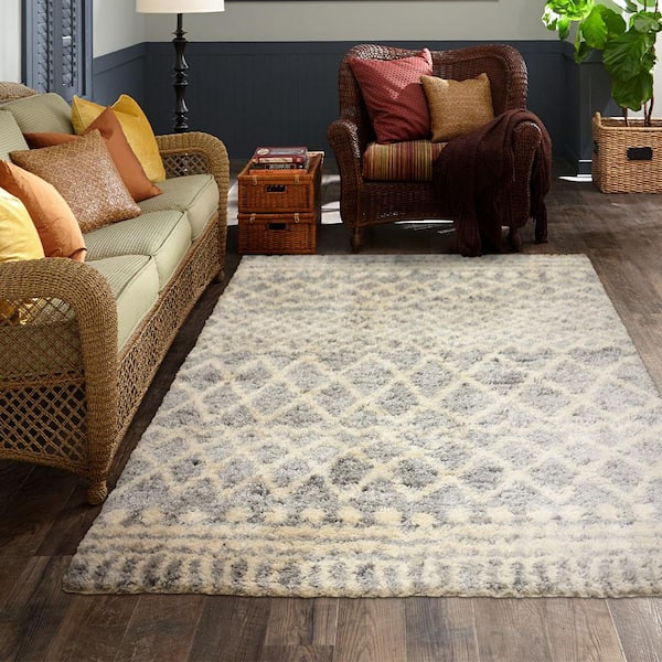 Caspian 8 ft. x 8 ft. Gray Square Moroccan Area Rug